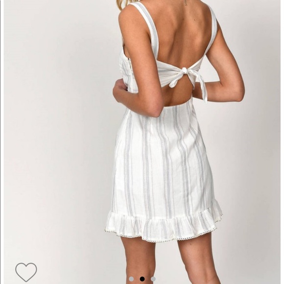 Linen Ruffle Bodycon Dress - Picture 2 of 3